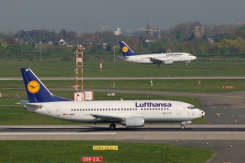 D-ABEF - 737-330 - Lufthansa - DUS - 14-04-2007