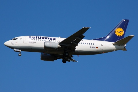 D-ABIE - 737-530 - Lufthansa - VIE - 10-08-2007