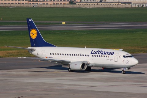 D-ABXW - 737-330 - Lufthansa - WAW - 20-09-2007