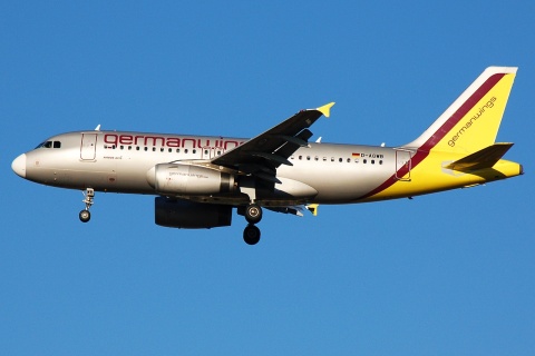 D-AGWB - A319-132 - Germanwings - MAD - 09-10-2007