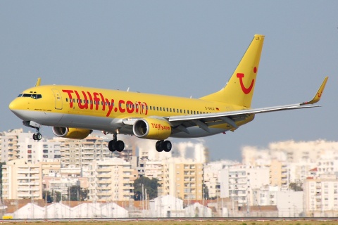D-AHLR - 737-8K5(WL) - TUIfly - FAO - 02-09-2007
