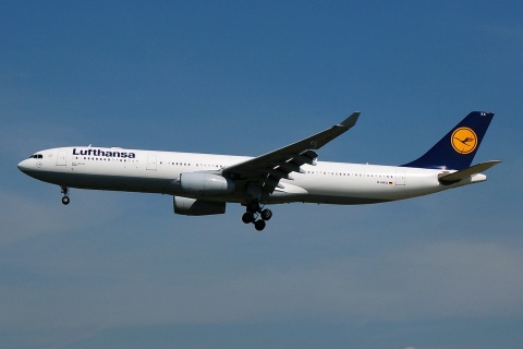 D-AIKA - A330-343 - Lufthansa - FRA - 21-05-2007