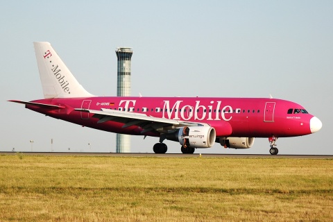 D-AKNS - A319-112 - Germanwings - CDG - 05-08-2007
