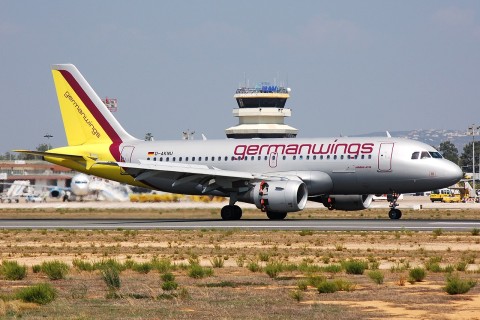D-AKNU - A319-112 - Germanwings - FAO - 01-09-2007