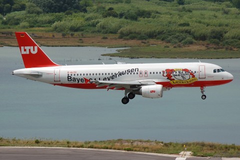 D-ALTC - A320-214 - LTU International Airways - CFU - 28-06-2007