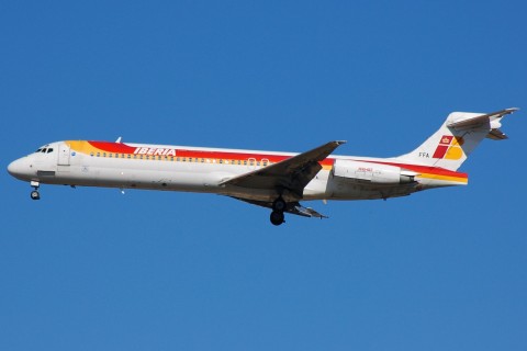 EC-FFA - MD-87 - Iberia - MAD - 09-10-2007
