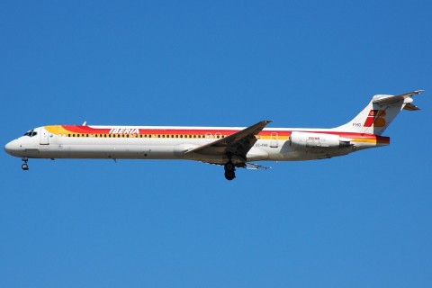 EC-FHG - MD-88 - Iberia - MAD - 09-10-2007