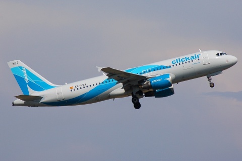 EC-HQJ - A320-214 - Clickair - VIE - 09-08-2007
