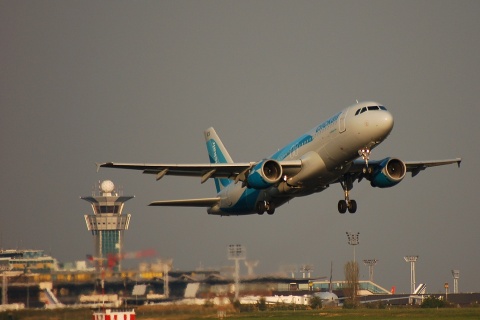 EC-ICU - A320-211 - Clickair - ORY - 09-04-2007b