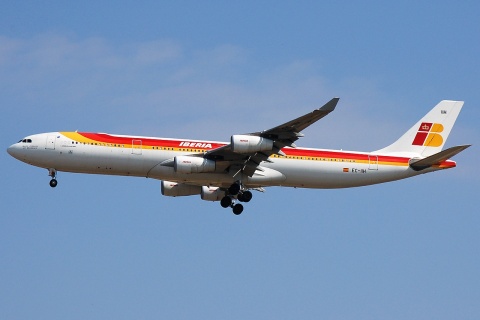 EC-IIH - A340-313 - Iberia - MAD - 08-10-2007