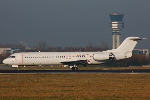 EC-JDN - Fokker 100 - Girjet - BRU - 19-12-2007