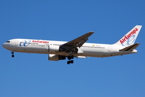 EC-JJJ - 767-328(ER) - Air Europa - MAD - 09-10-2007