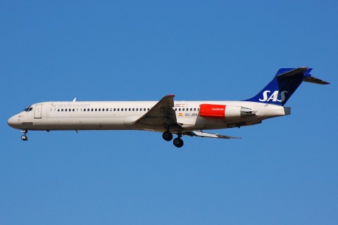 EC-JRR - MD-87 - SAS Scandinavian - MAD - 09-10-2007