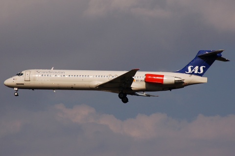 EC-JSU - MD-87 - SAS Scandinavian - MAD - 08-10-2007