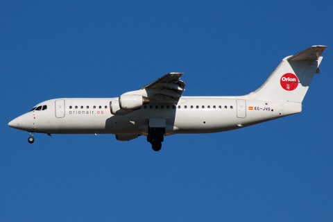 EC-JVO - BAe 146-300 - Orion Air - MAD - 09-10-2007b