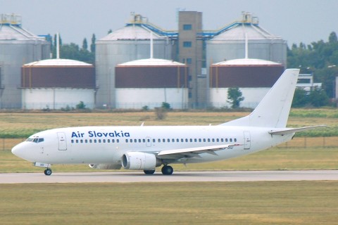 EC-JXD - 737-33A - Air Slovakia - BTS - 10-08-2007