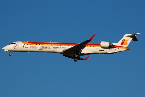 EC-JYA - CRJ-900ER - Iberia regional - MAD - 09-10-2007