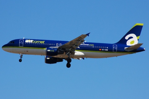 EC-KBM - A320-211 - Air Comet - MAD - 09-10-2007