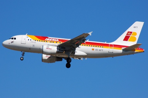 EC-KFT - A319-111 - Iberia - MAD - 09-10-2007