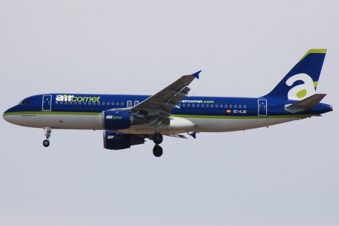 EC-KJG - A320-211 - Air Comet - MAD - 07-10-2007