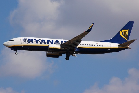 EI-DAZ - 737-8AS(WL) - Ryanair - MAD - 08-10-2007