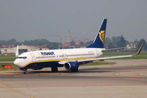 EI-DCY - 737-8AS(WL) - Ryanair - BGY - 25-09-2007c