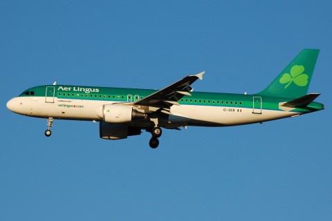 EI-DEB - A320-214 - Aer Lingus - MAD - 09-10-2007