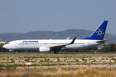 EI-DND - 737-86N(WL) - Futura International - FAO - 02-09-2007b