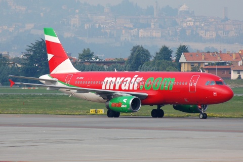 EI-DRG - A320-231 - Myair - BGY - 25-09-2007