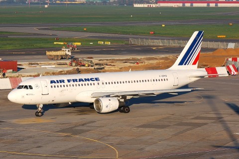 F-GFKO - A320-211 - Air France - WAW - 20-09-2007