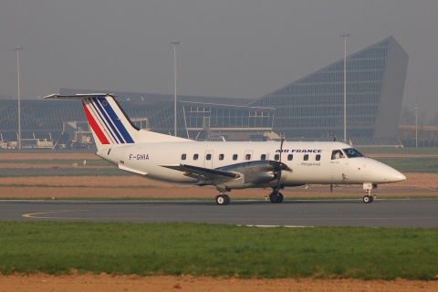 F-GHIA - EMB-120-RT - Air France - LIL - 16-04-2007
