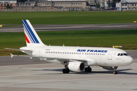 F-GRHM - A319-111 - Air France - WAW - 20-09-2007