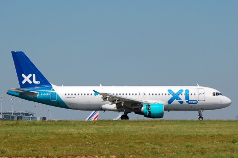 F-GRSD - A320-214 - XL Airways France - CDG - 05-08-2007