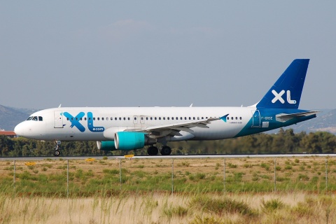 F-GRSE - A320-214 - XL Airways France - FAO - 02-09-2007b