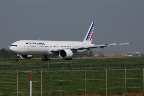 F-GSQS - 777-328(ER) - Air France - ORY - 09-04-2007