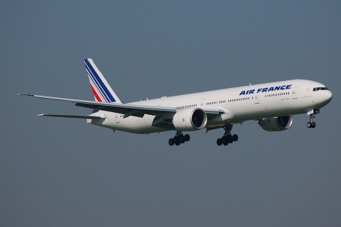 F-GSQT - 777-328(ER) - Air France - ORY - 09-04-2007