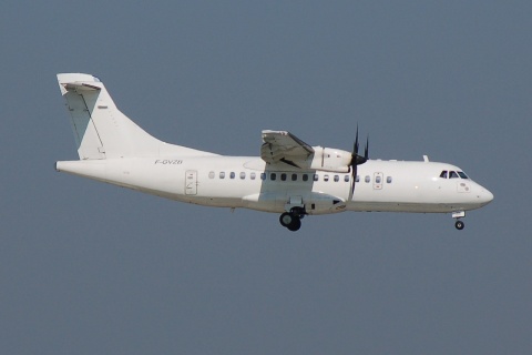F-GVZB - ATR 42-500 - Airlinair - ORY - 09-04-2007