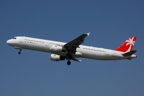 F-GYAR - A321-111 - Air Mediterranee - CFU - 24-06-2007b