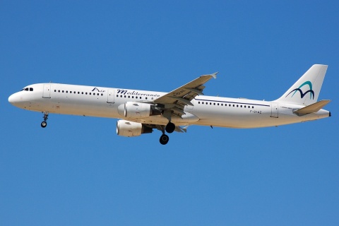 F-GYAZ - A321-111 - Air Mediterranee - CDG - 05-08-2007b
