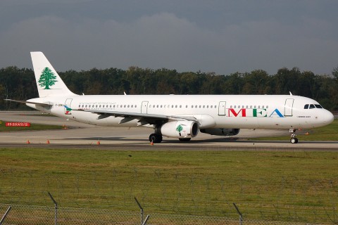 F-ORMJ - A321-231 - MEA _ Middle East Airlines - GVA - 02-10-2007