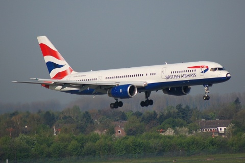 G-BPEE - 757-236ER - British Airways - DUS - 14-04-2007