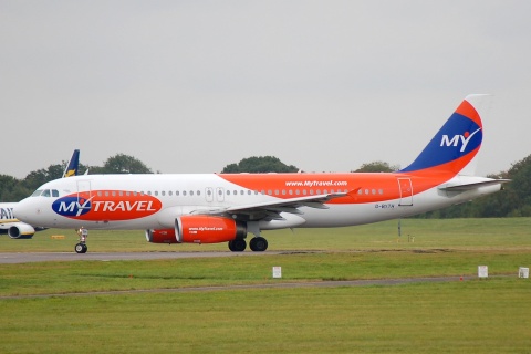 G-BYTH - A320-231 - MyTravel Airways - STN - 01-10-2007