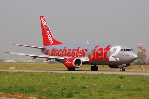 G-CELI - 737-330 - Jet2 - BGY - 25-09-2007b