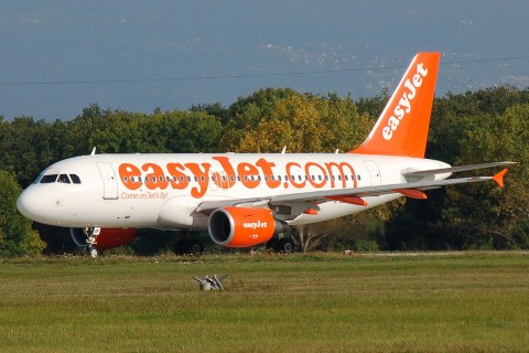 G-EZAF - A319-111 - easyJet - GVA - 02-10-2007