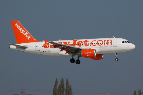 G-EZAZ - A319-111 - easyJet - ORY - 09-04-2007
