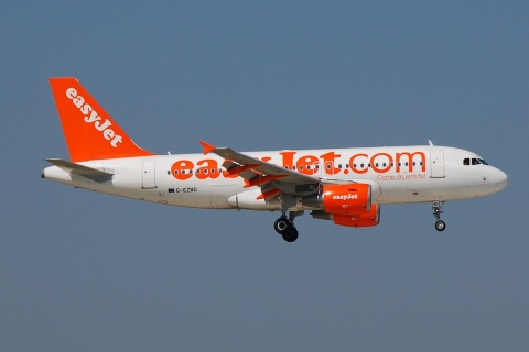 G-EZBD - A319-111 - easyJet - ORY - 09-04-2007