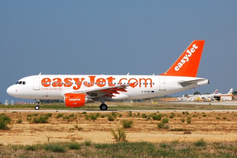 G-EZBO - A319-111 - easyJet - FAO - 02-09-2007