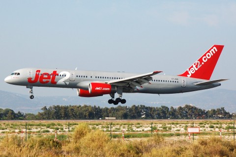 G-LSAE - 757-27B - Jet2 - FAO - 31-08-2007b