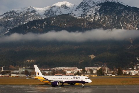 G-MOND - 757-2T7 - Monarch Airlines - INN - 06-01-2007a