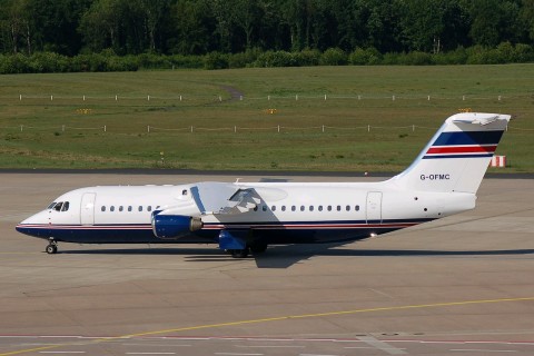 G-OFMC - RJ100 - Ford Motor Company - CGN - 18-05-2007b